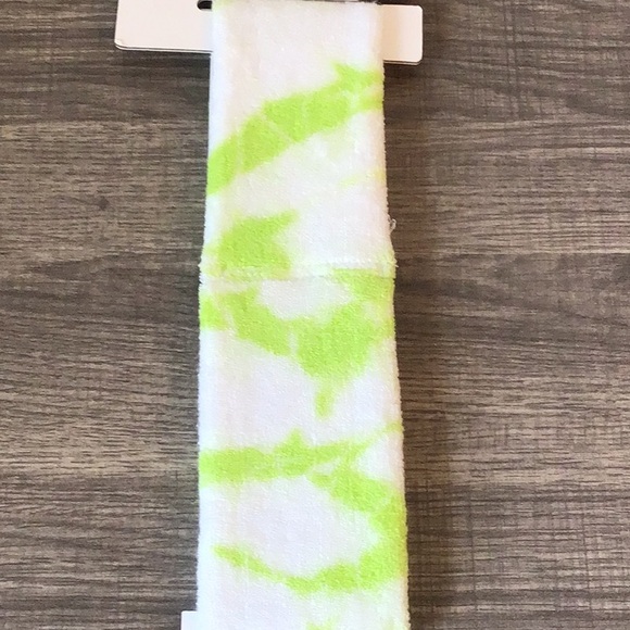 Lululemon Cotton Terry Sweatband - Picture 4 of 6